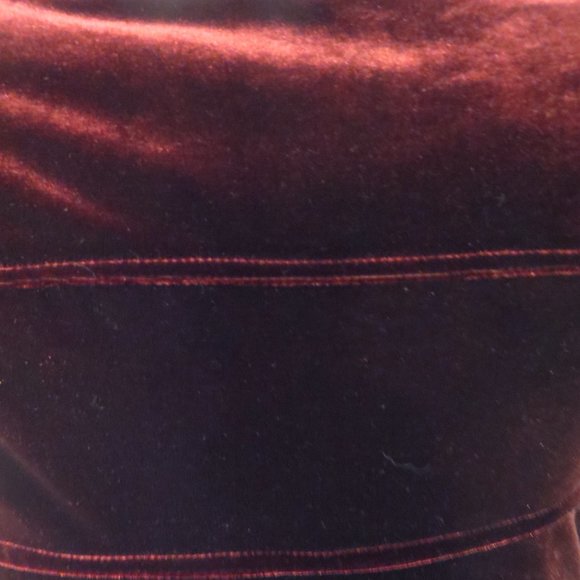 Slinky Formal Burgundy Velvet Gown by En Francais - Picture 5 of 5